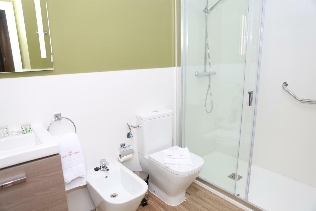 New Point Opera Aparthotel Мадрид Екстериор снимка
