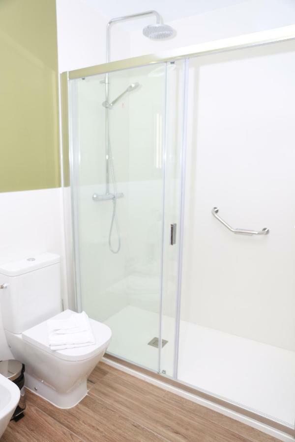 New Point Opera Aparthotel Мадрид Екстериор снимка